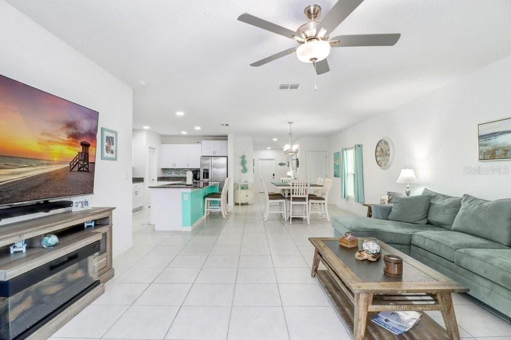 Single Family Residence at 11099 RADIANT SHORE LOOP, SAN ANTONIO, photo 18 of 69