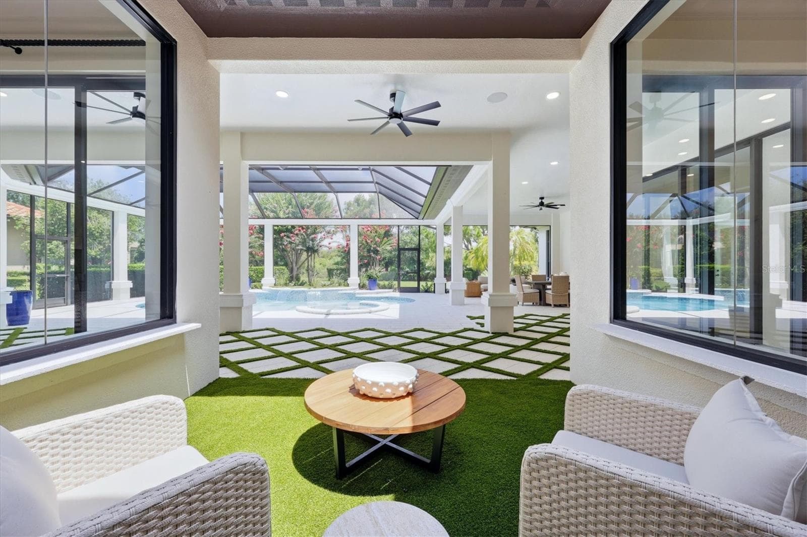 Lanai Sitting Area with Turf - 9261 MCDANIEL LN, SARASOTA