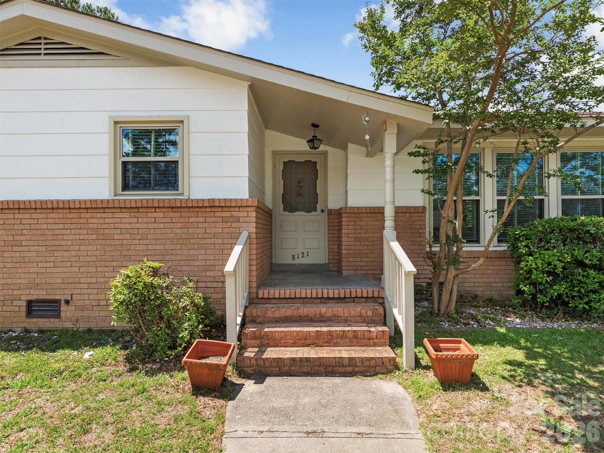 Single Family Residence at 8121 Greenbrook Road, Columbia, photo 2 of 39