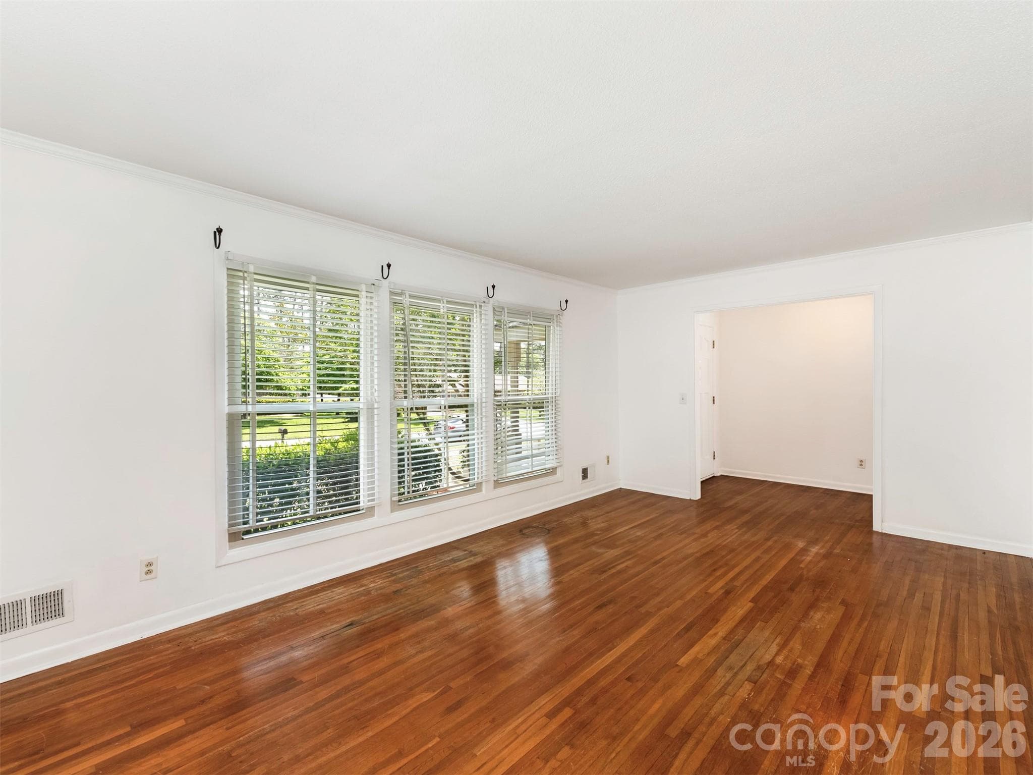 Single Family Residence at 8121 Greenbrook Road, Columbia, photo 7 of 39