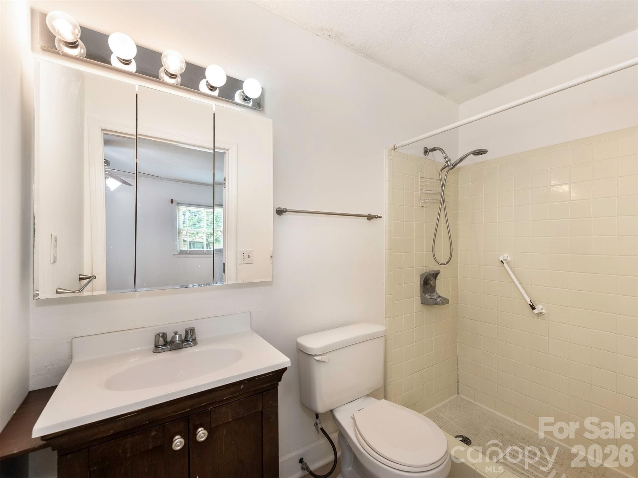 Single Family Residence at 8121 Greenbrook Road, Columbia, photo 21 of 39