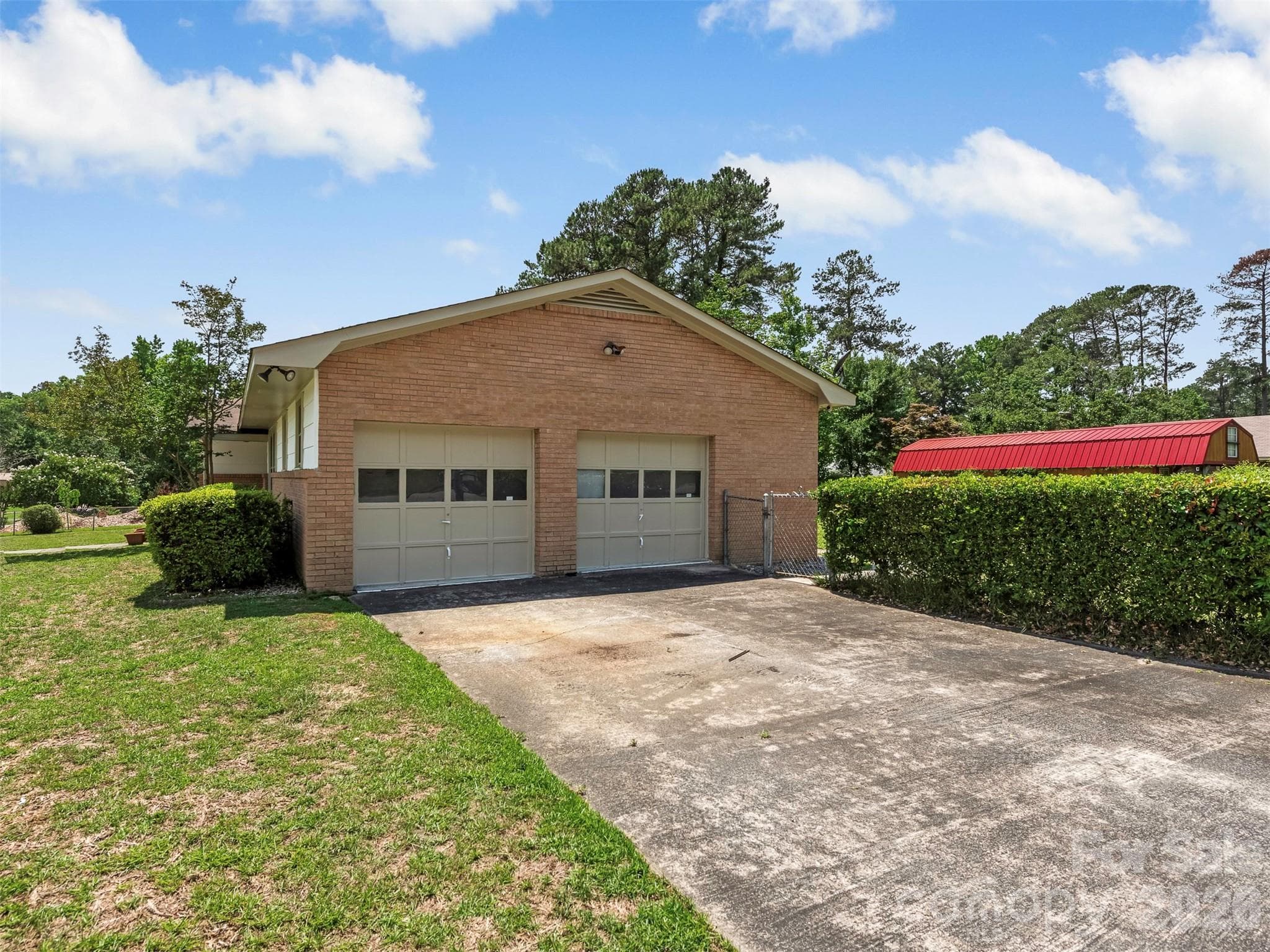 Single Family Residence at 8121 Greenbrook Road, Columbia, photo 28 of 39