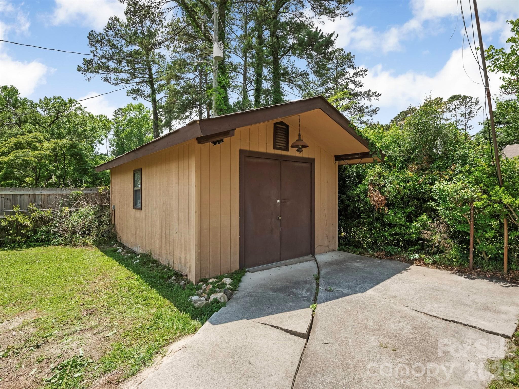 Single Family Residence at 8121 Greenbrook Road, Columbia, photo 35 of 39