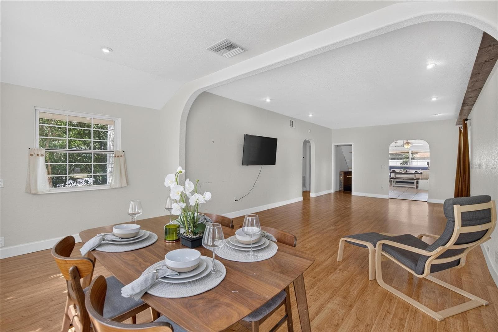 Living Room/Dining Room Combo - 13941 13TH ST, DADE CITY