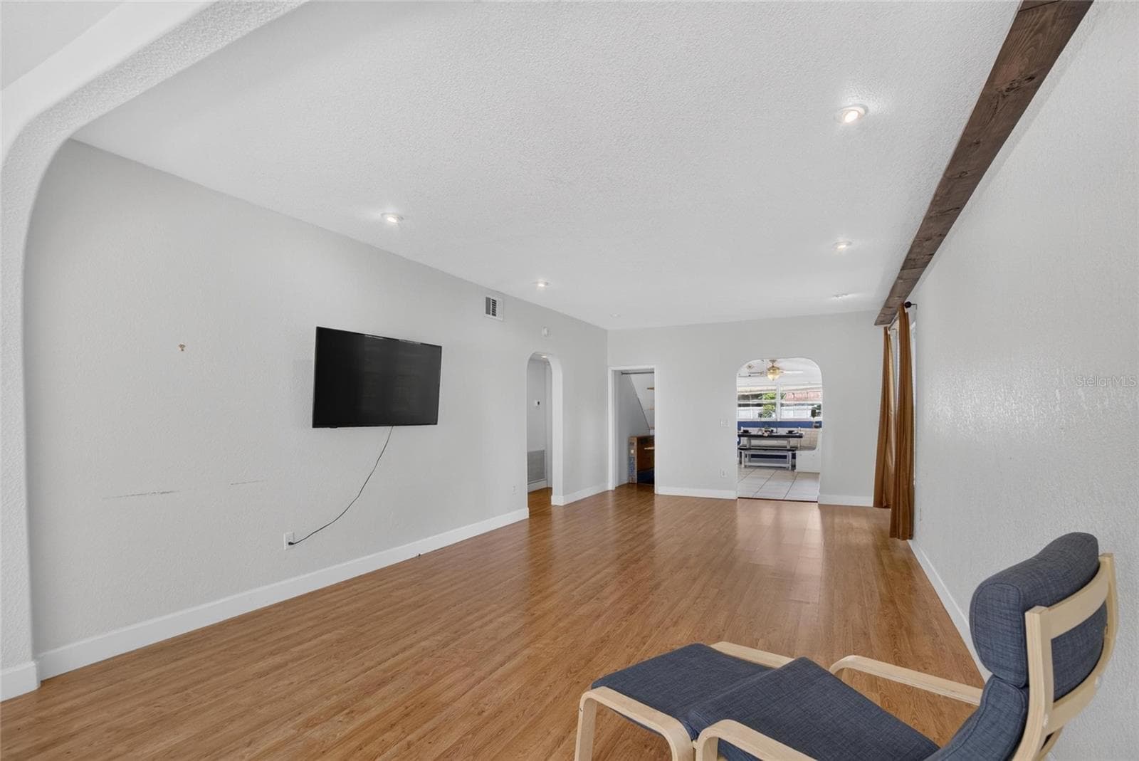Living Room/Dining Room Combo - 13941 13TH ST, DADE CITY