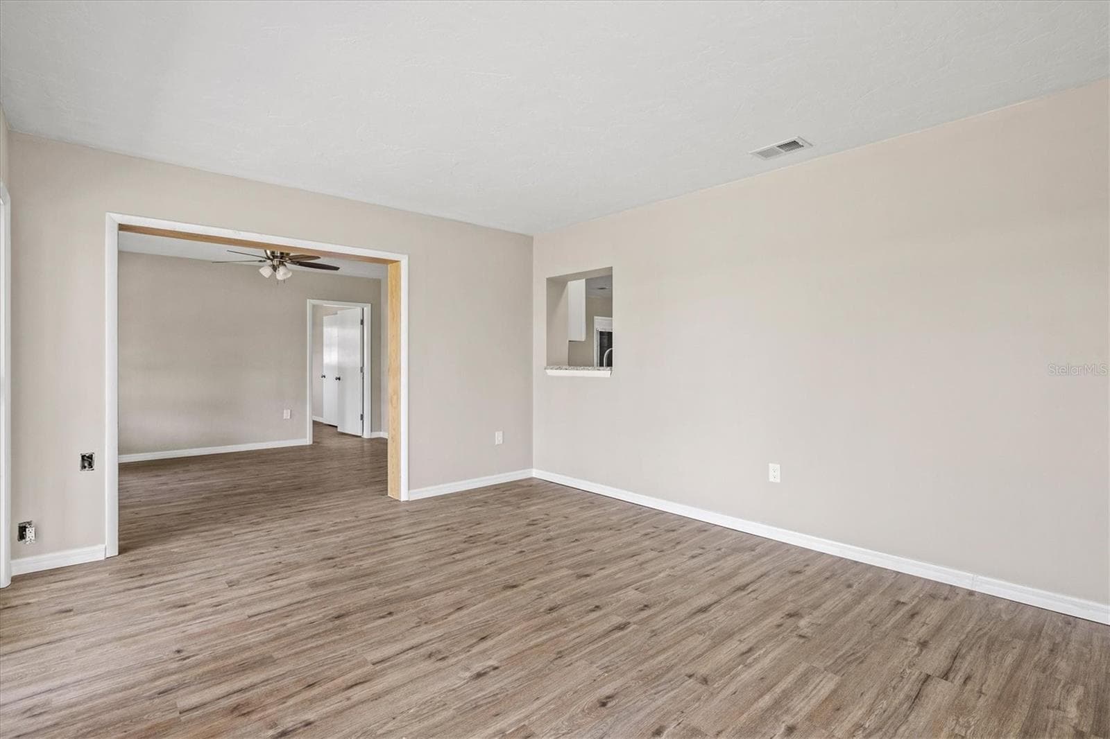 Single Family Residence at 106 AURORA ST E, VENICE, photo 25 of 74