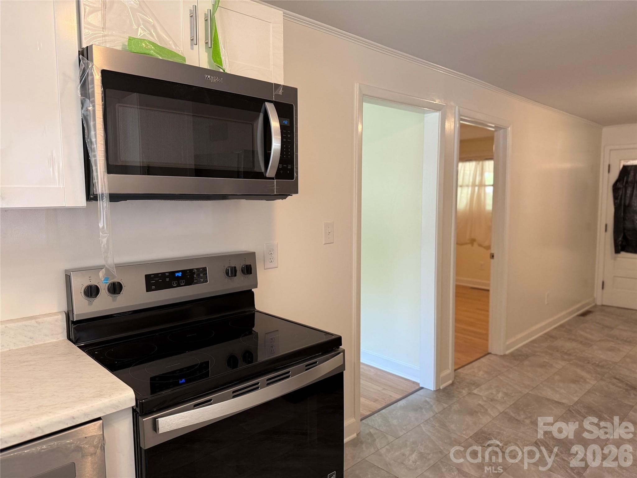 kitchen - 2012 N Deal Avenue, Newton
