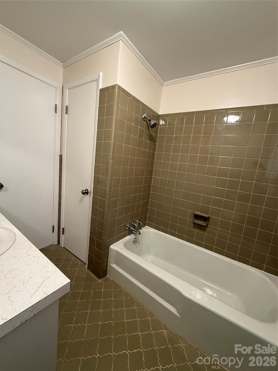 Single Family Residence at 2012 N Deal Avenue, Newton, photo 14 of 28
