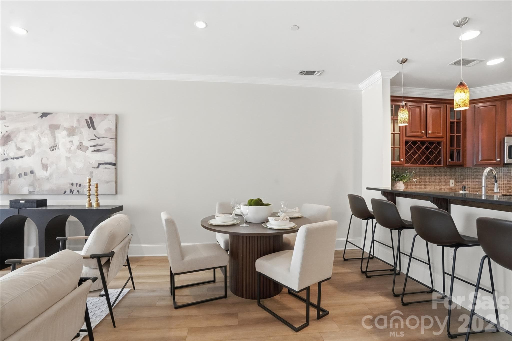 Condominium at 400 N Church Street, Charlotte, photo 5 of 40