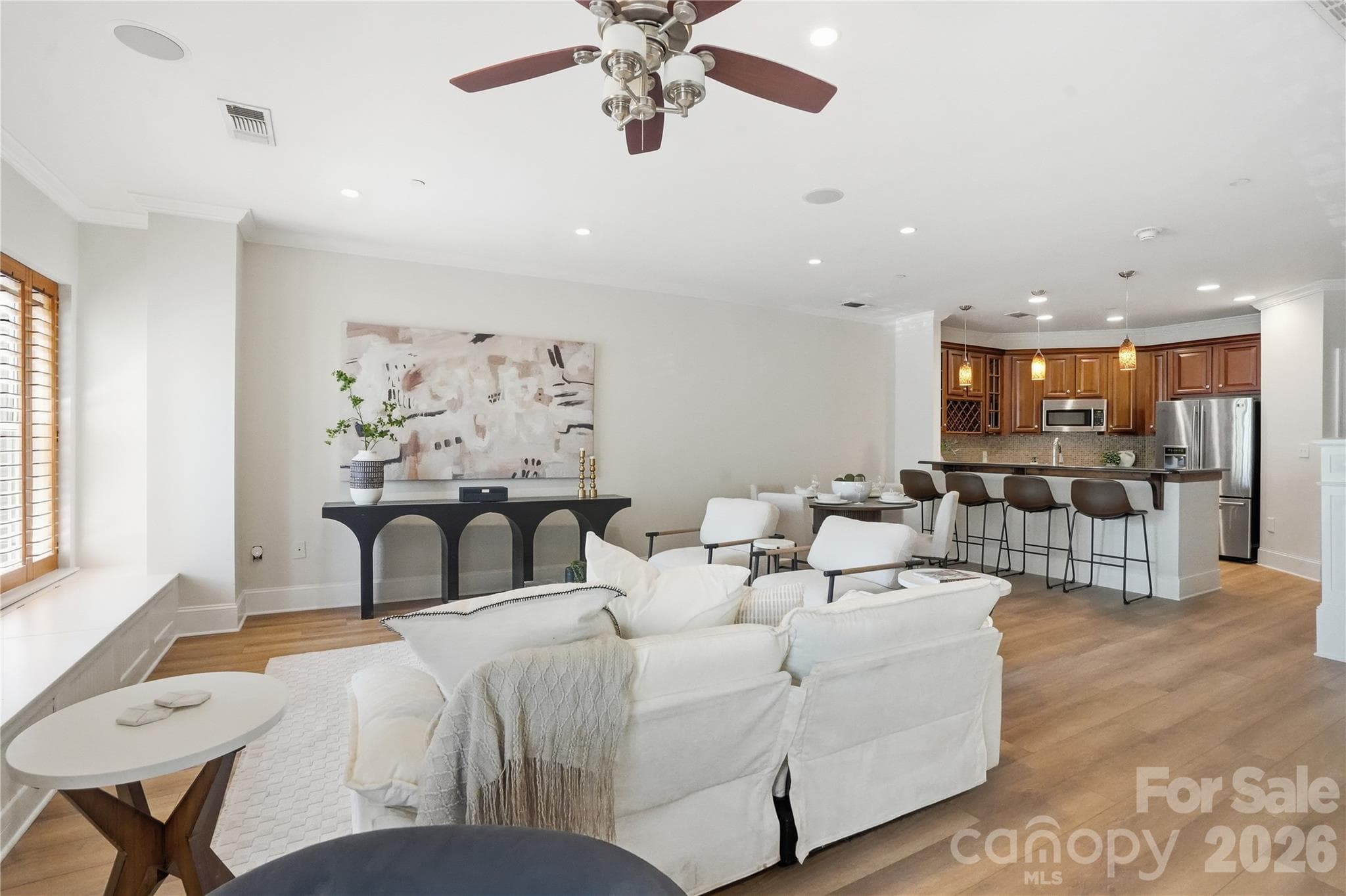 Condominium at Charlotte, photo 2 of 40