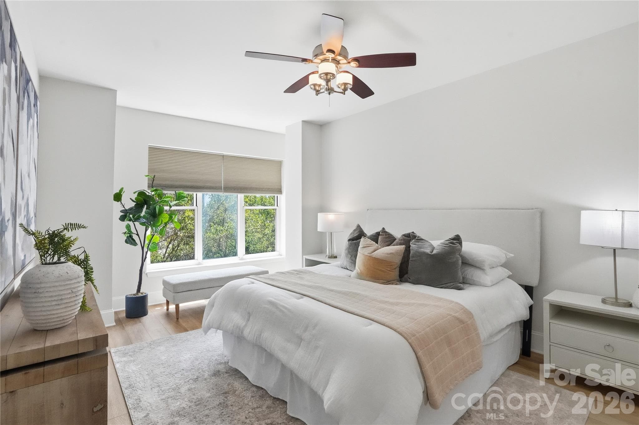 Condominium at 400 N Church Street, Charlotte, photo 15 of 40