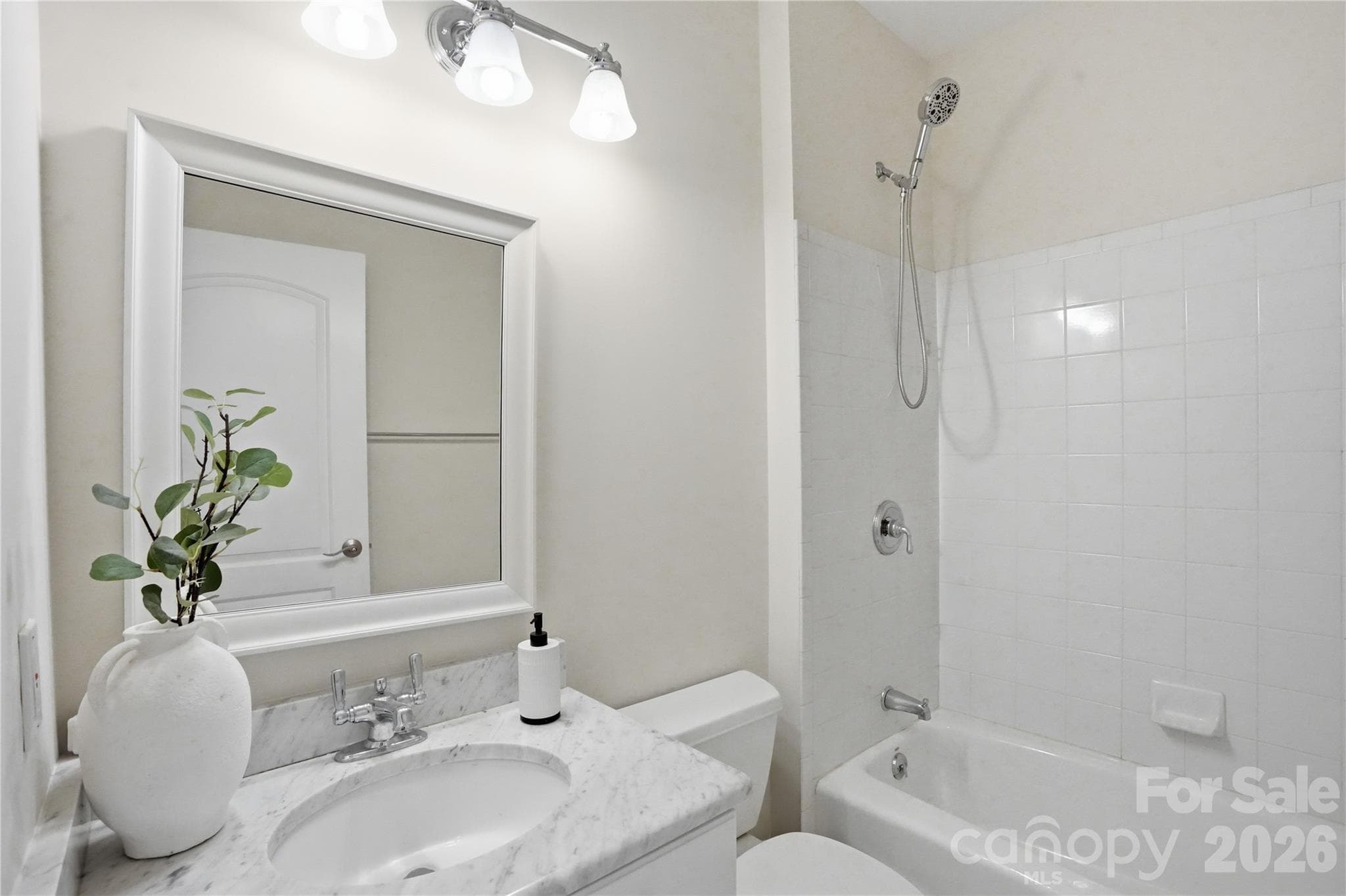 Condominium at 400 N Church Street, Charlotte, photo 22 of 40