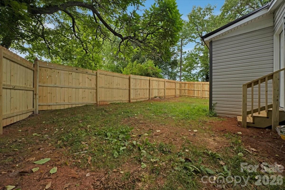 Single Family Residence at Newton, photo 11 of 31