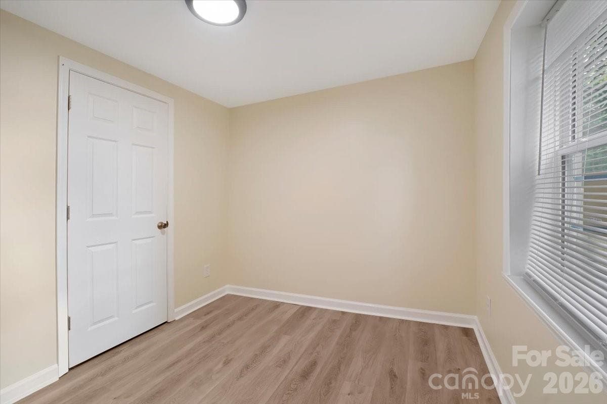 Bedroom 2 - Newton