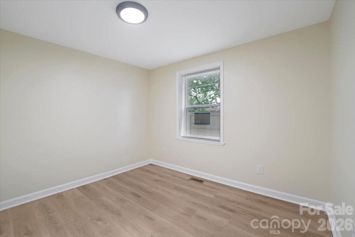 Bedroom 2 - Newton