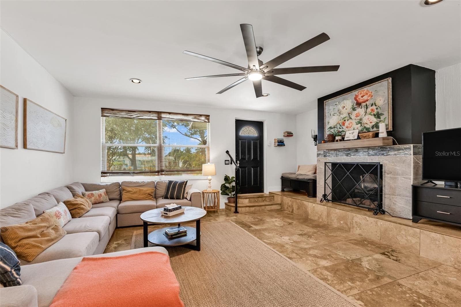 Single Family Residence at 1664 LAKEVIEW PL, ENGLEWOOD, photo 10 of 69
