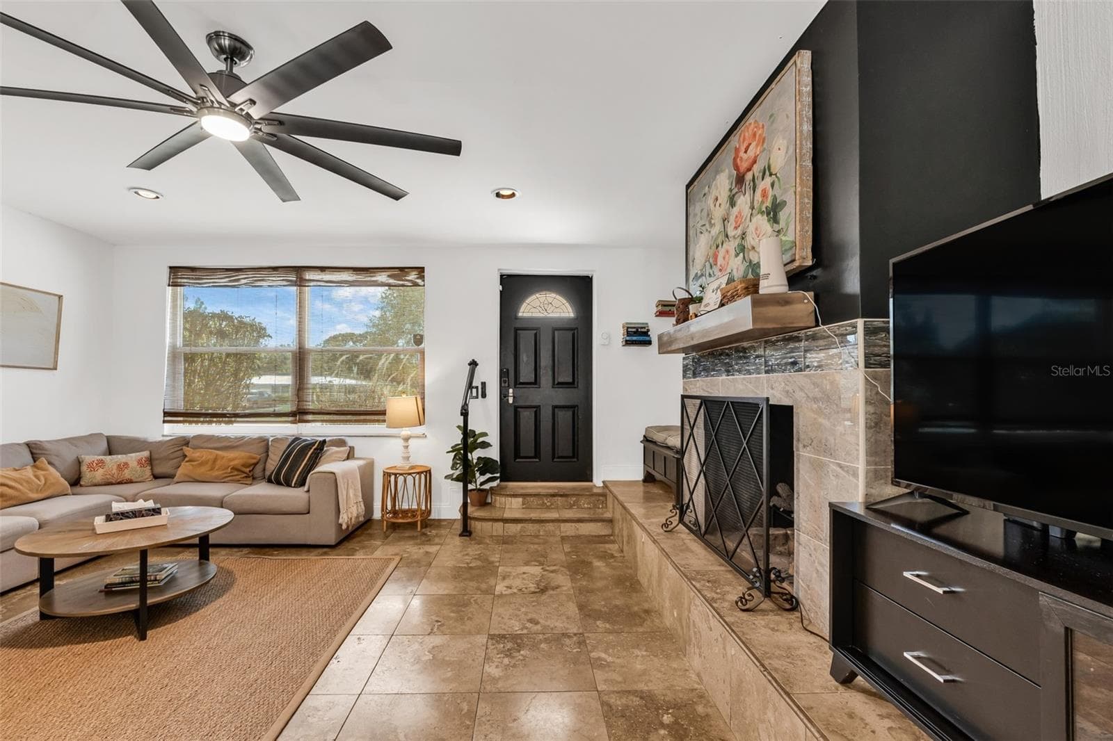 Single Family Residence at 1664 LAKEVIEW PL, ENGLEWOOD, photo 11 of 69