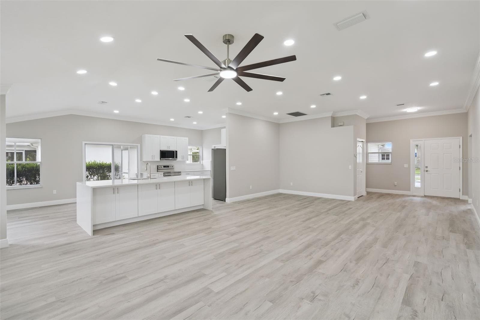 Expansive Living Room - 1506 DELLANO WAY, THE VILLAGES