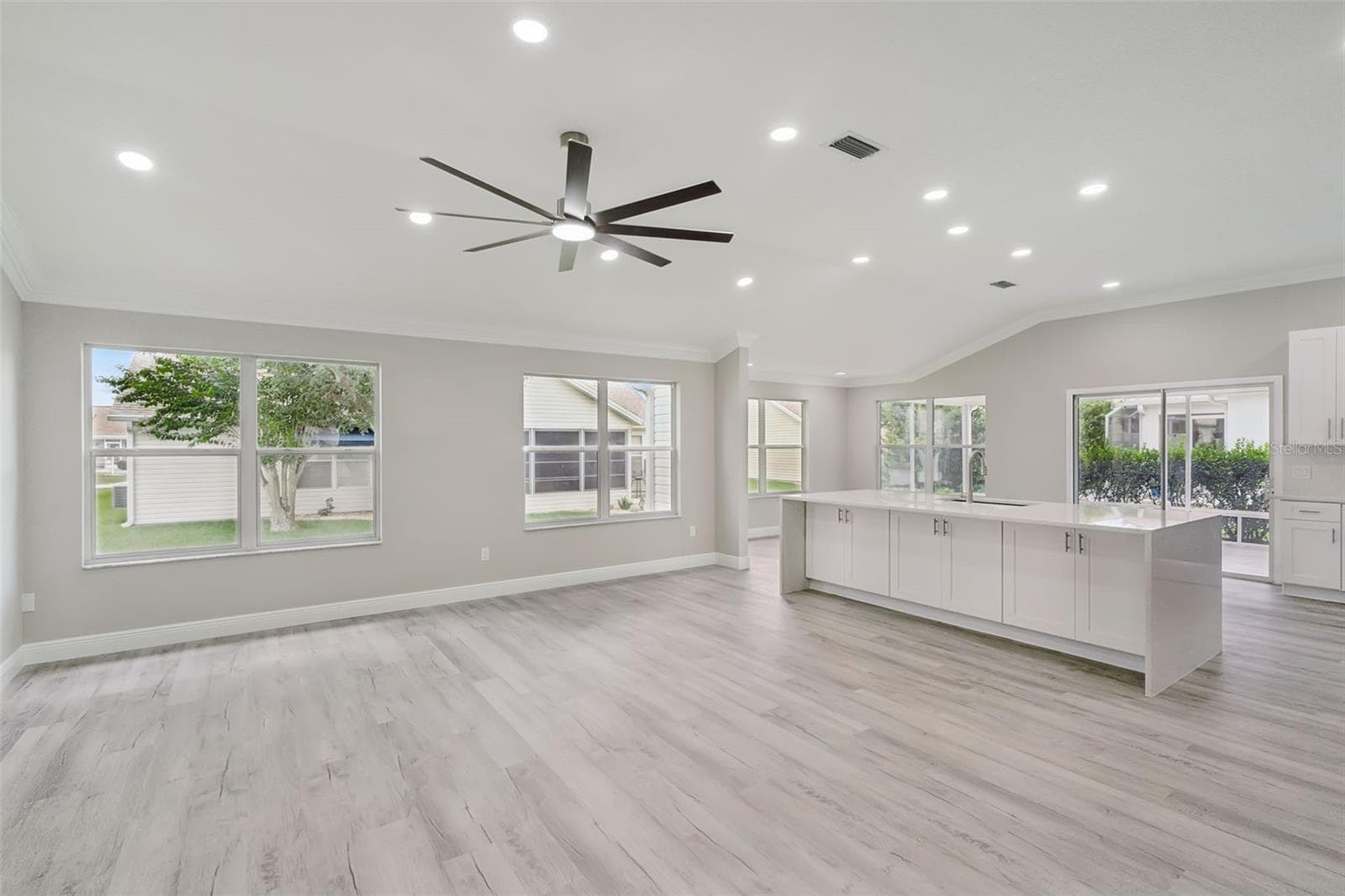 Single Family Residence at 1506 DELLANO WAY, THE VILLAGES, photo 11 of 61