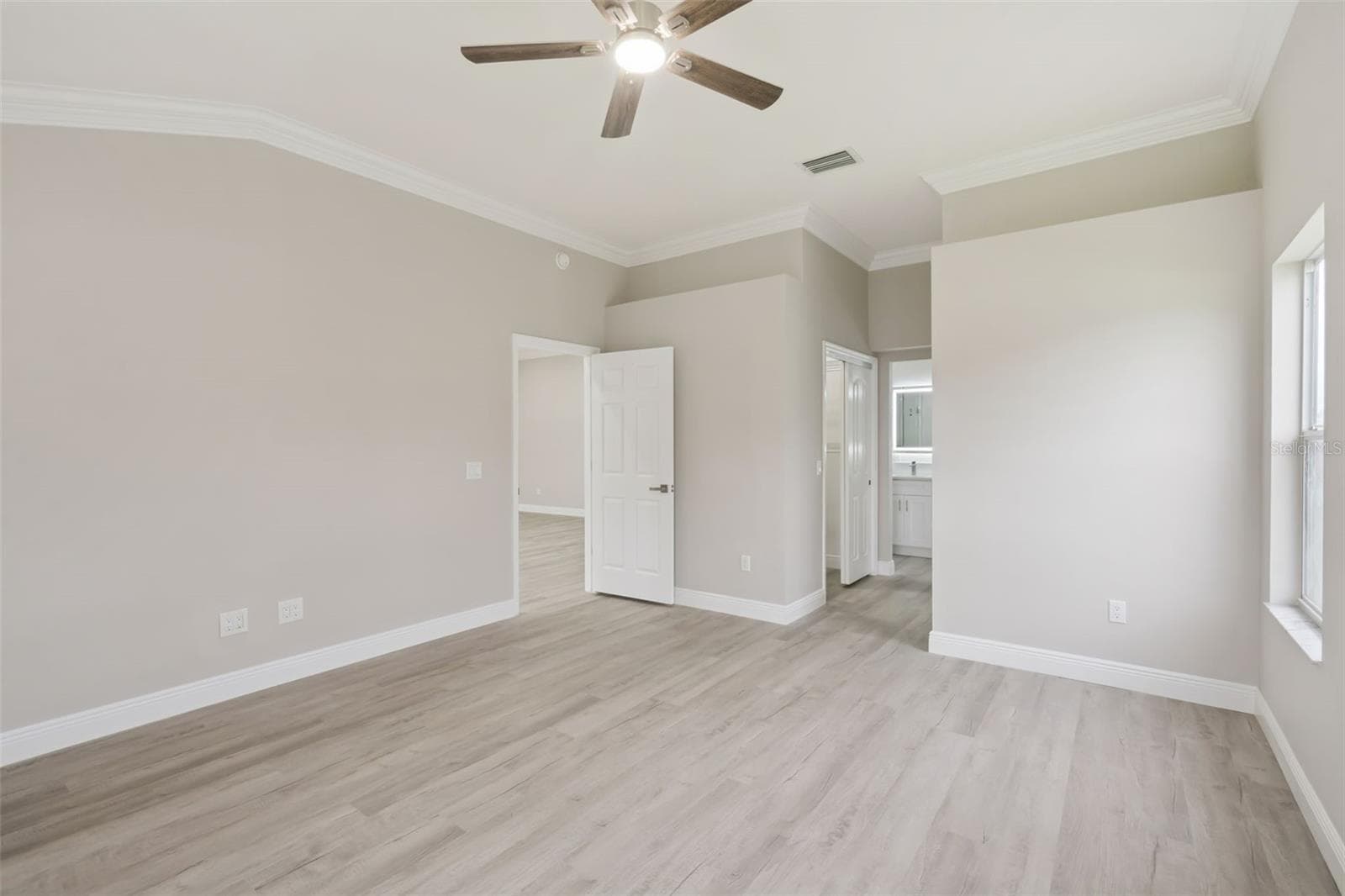 Owner's Suite with En-suite Bath and His/Hers Walk-in Closets - 1506 DELLANO WAY, THE VILLAGES