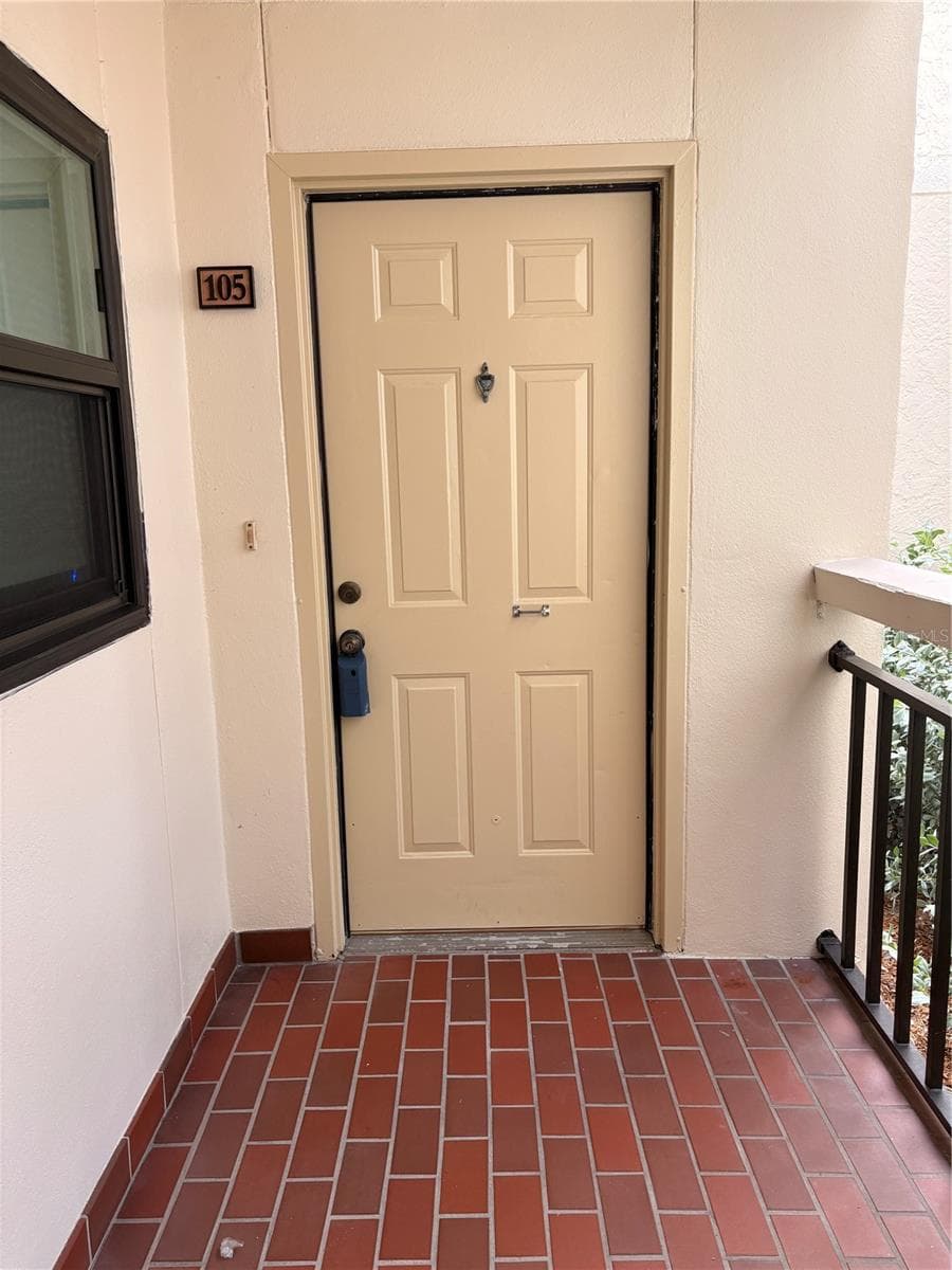 Entrance - 7907 SAILBOAT KEY BLVD S #105, SOUTH PASADENA