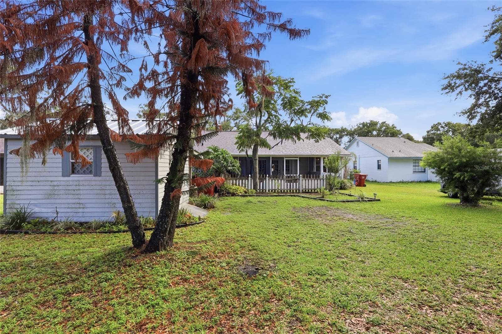 Single Family Residence at 1405 E FRANCES AVE, PLANT CITY, photo 23 of 29