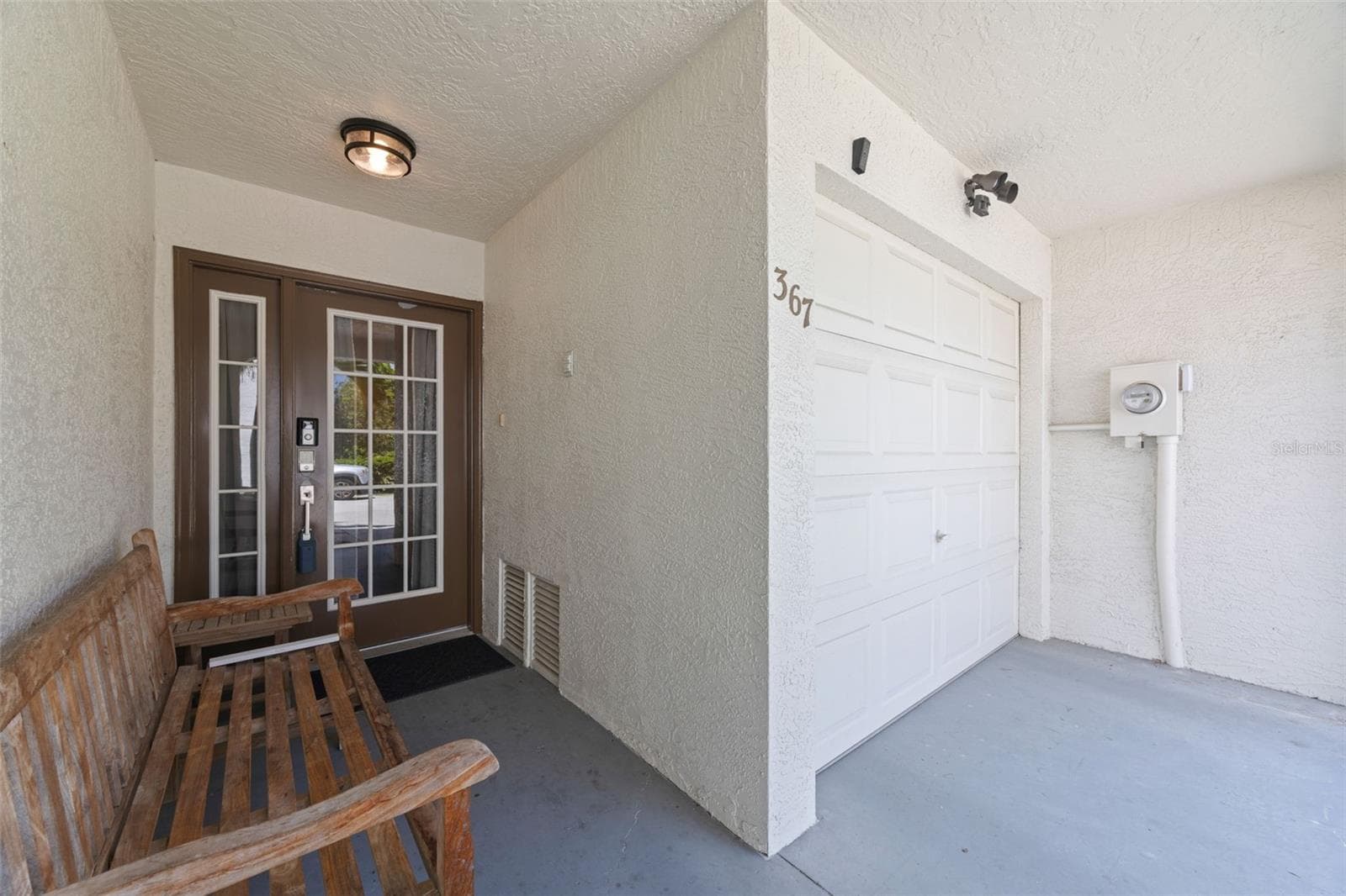 Townhouse at 367 MADEIRA CIR, TIERRA VERDE, photo 6 of 55