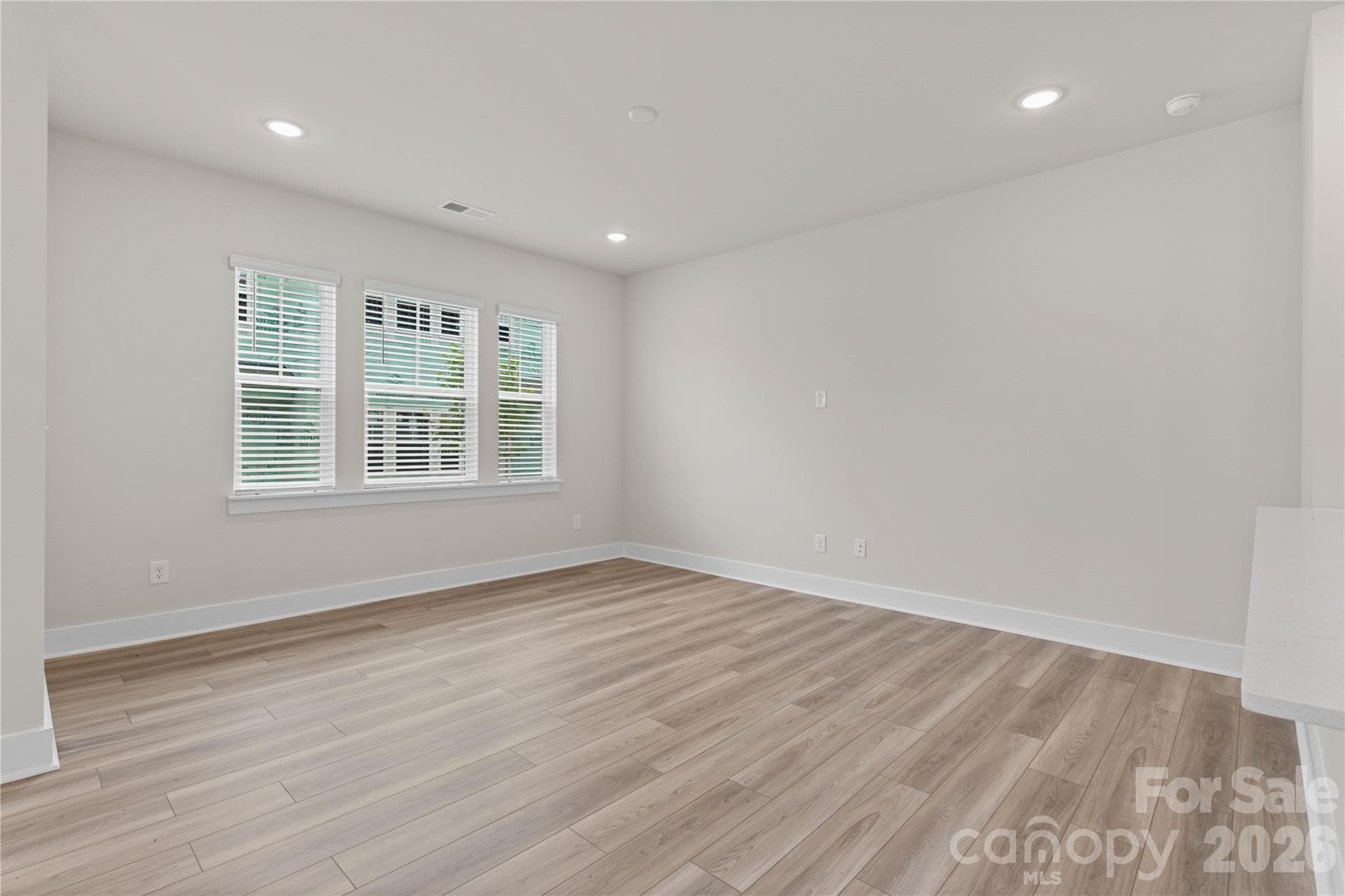 Townhouse at Gastonia, photo 7 of 28