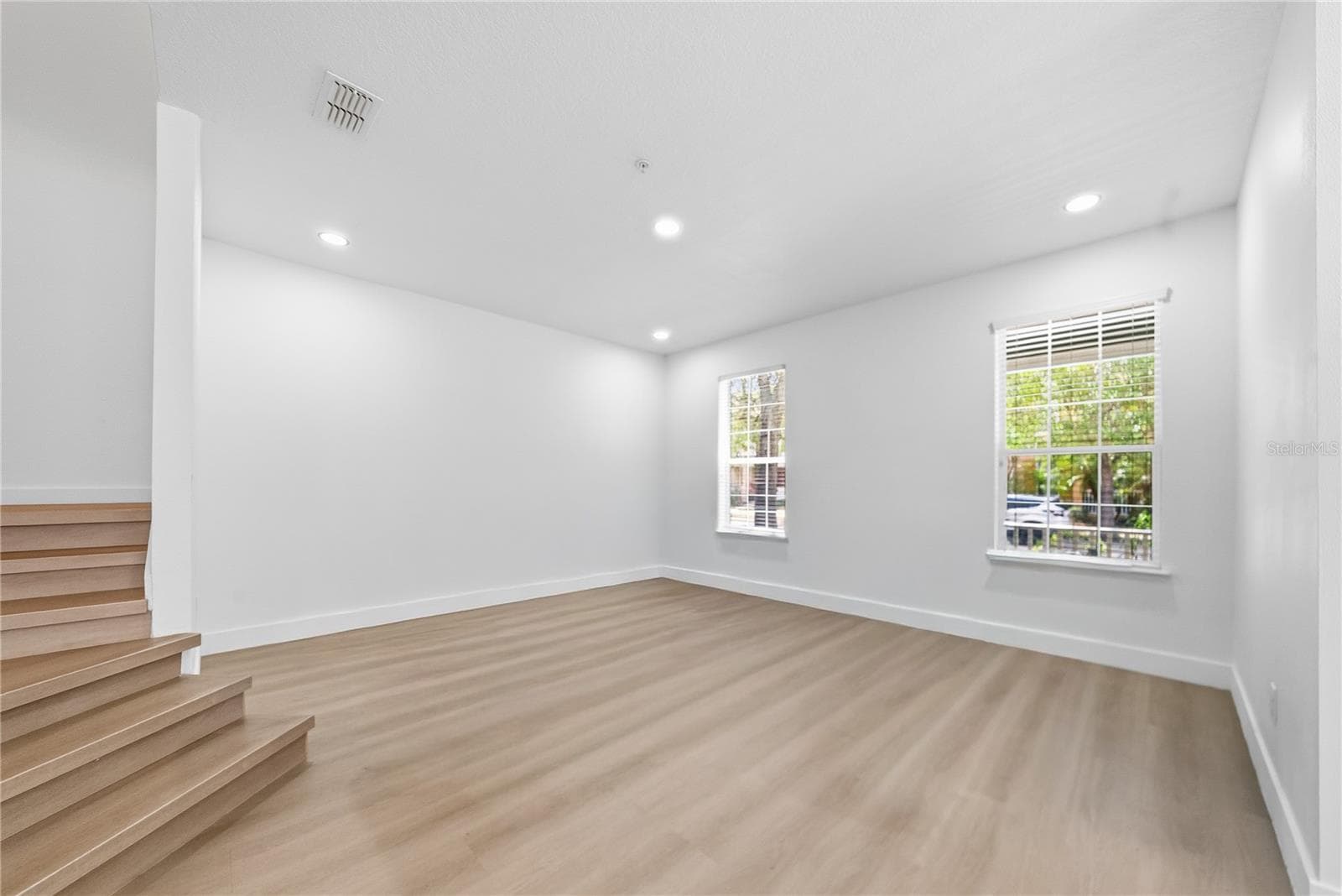 Townhouse at 10359 LAKE DISTRICT LN #58B, ORLANDO, photo 5 of 21