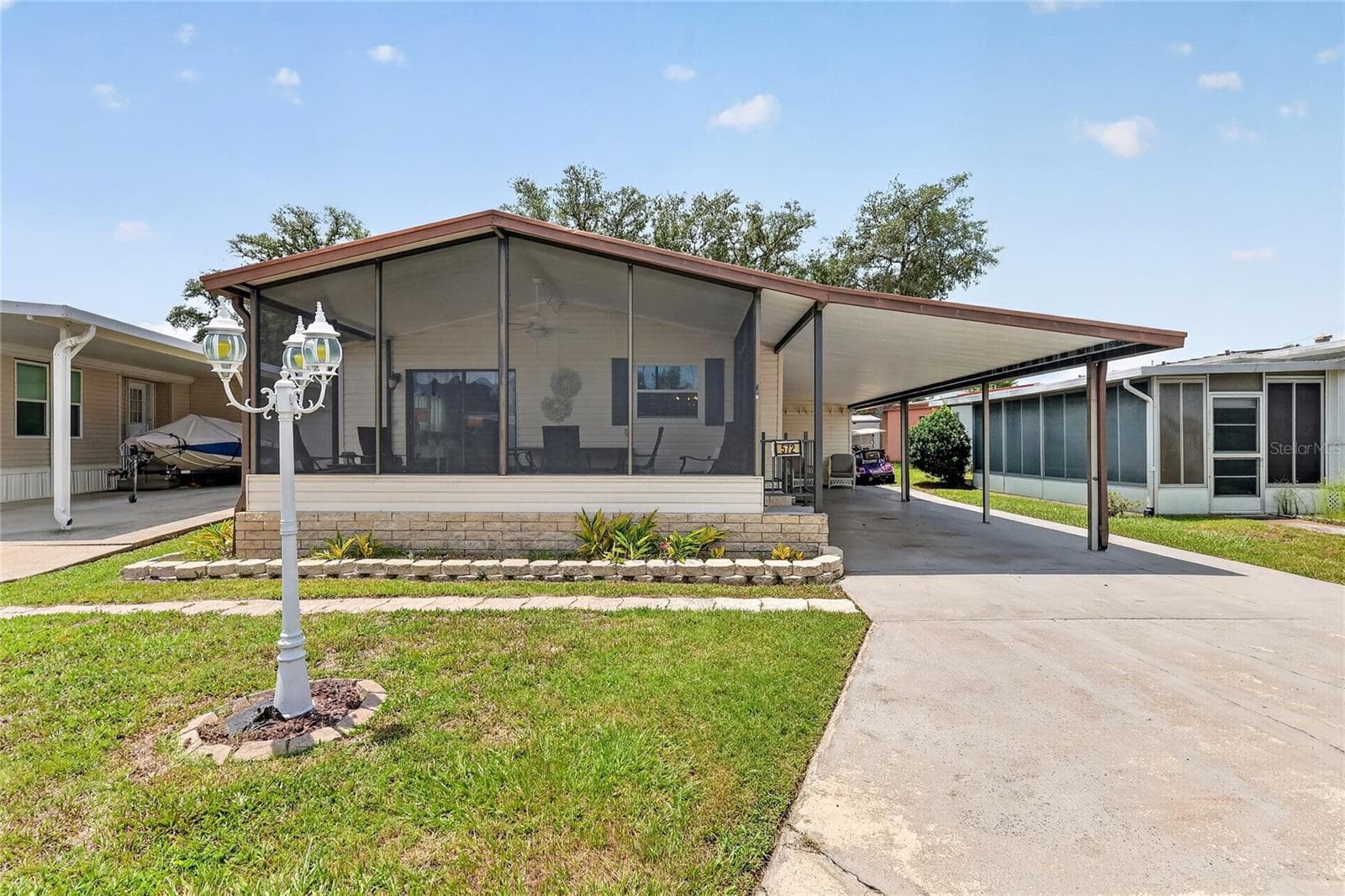 572 TAMMI DR
