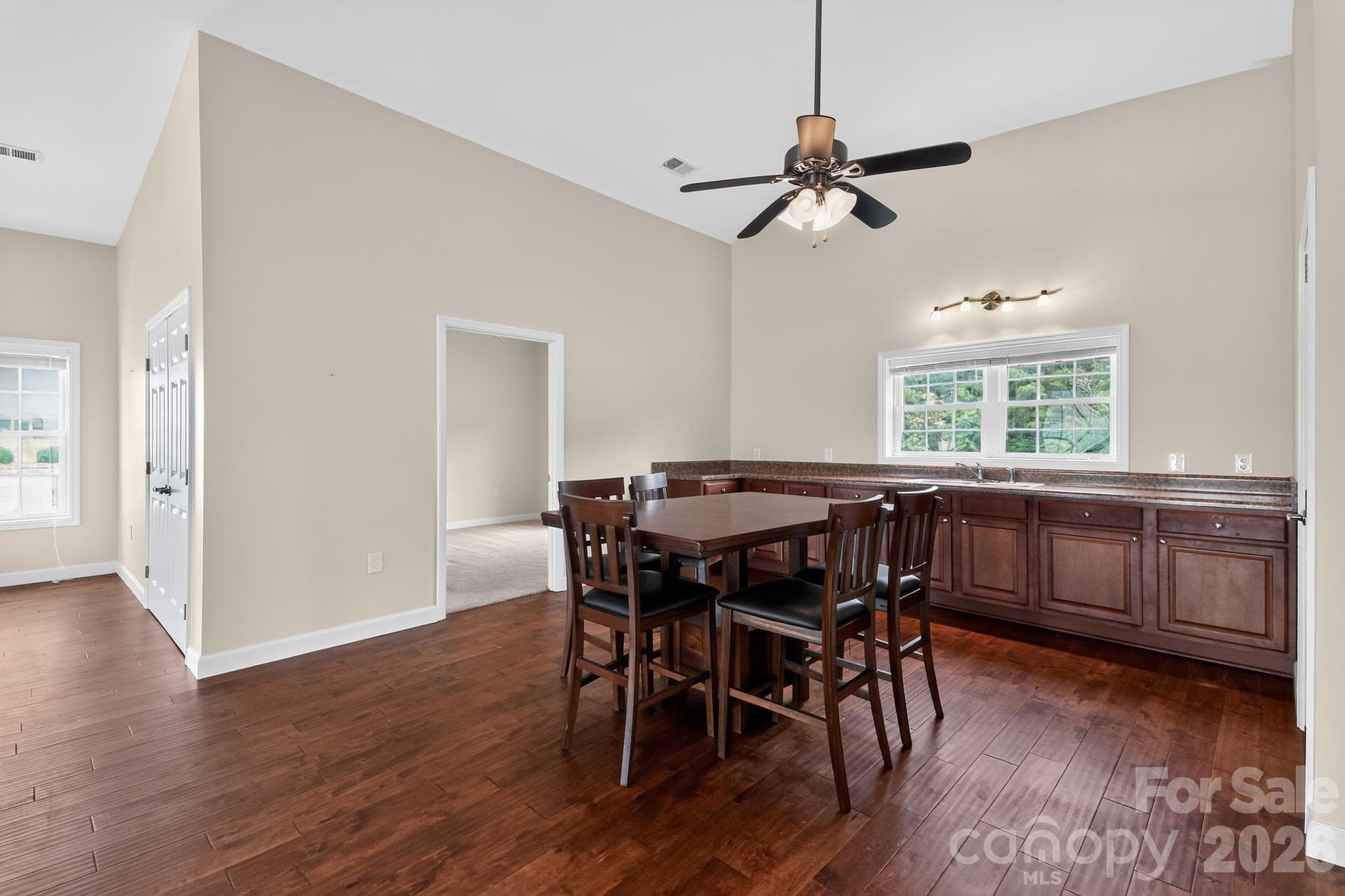 Single Family Residence at 450 Bull Swamp Road, St. Matthews, photo 19 of 48