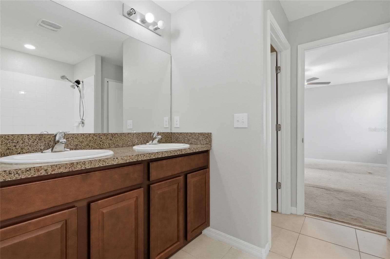 Single Family Residence at 17237 WHITE MANGROVE DR, WIMAUMA, photo 15 of 46