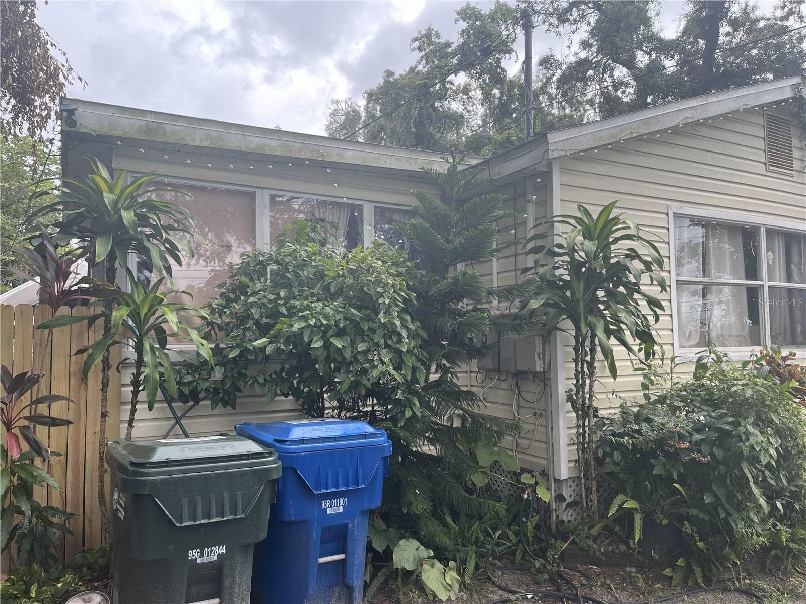 Single Family Residence at 1127 AUBURN ST, CLEARWATER, photo 13 of 15