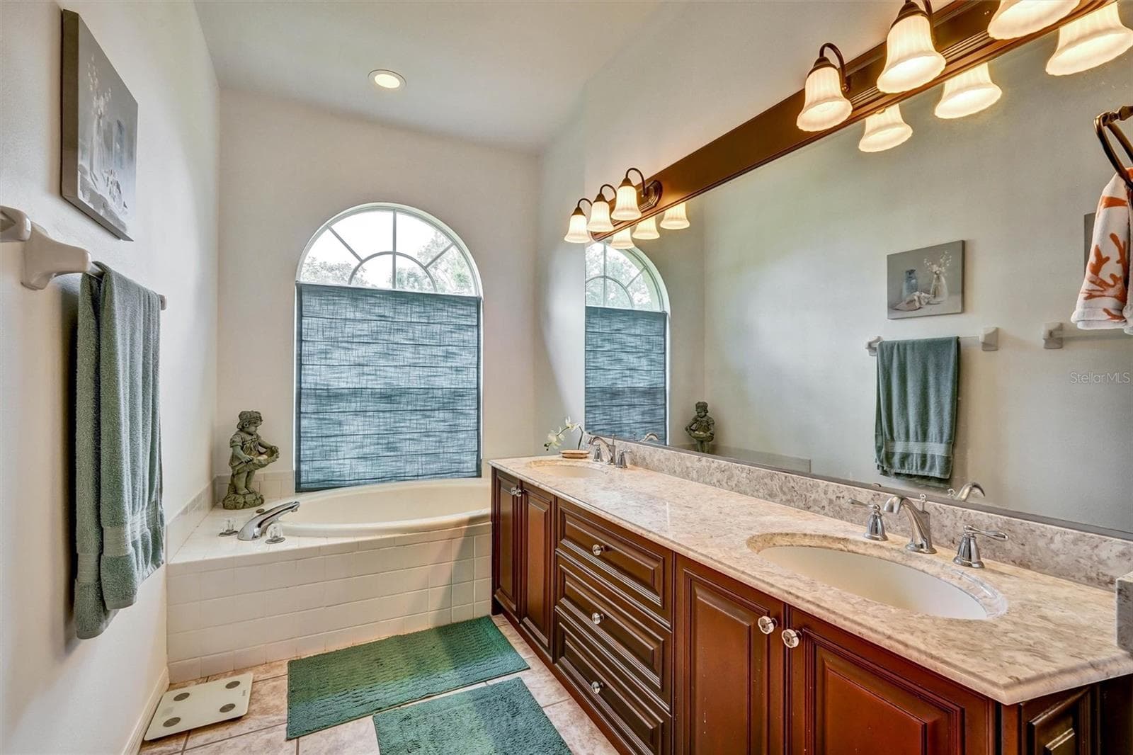 Villa at 6929 STONEYWALK CT, BRADENTON, photo 22 of 52
