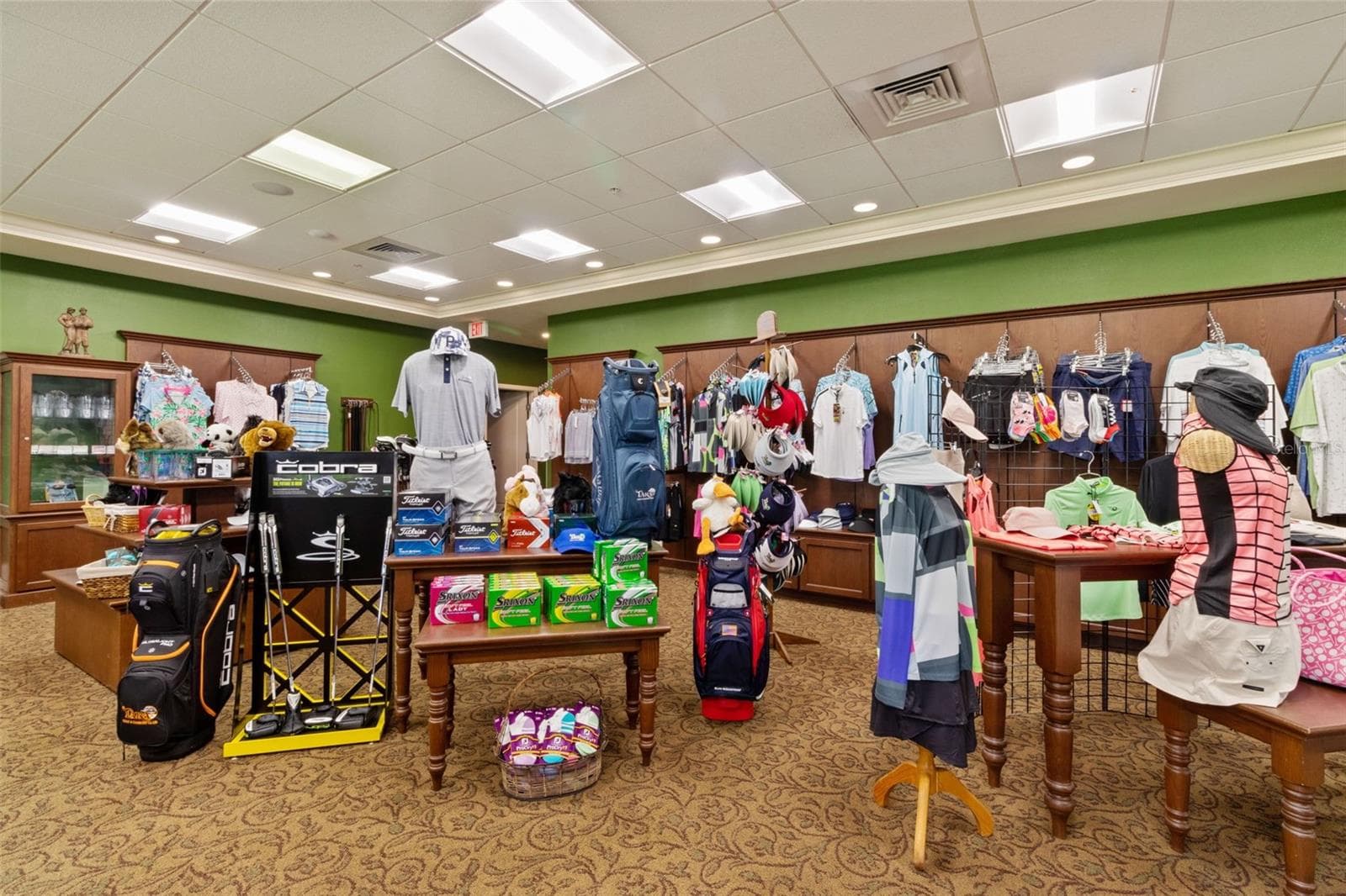 PRO SHOP - 6929 STONEYWALK CT, BRADENTON