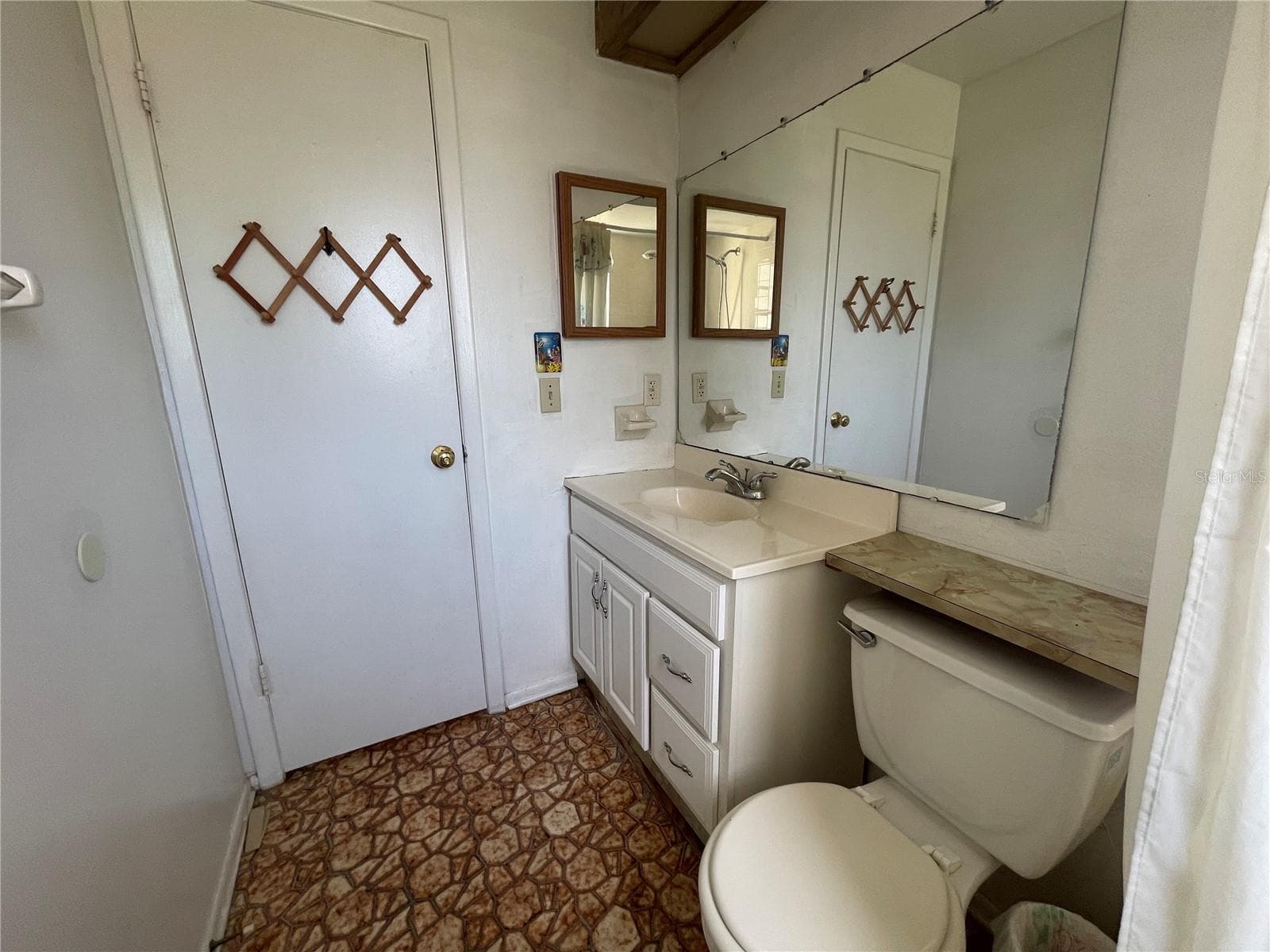 Bathroom - 11001 SUNSWEPT PL, TAMPA