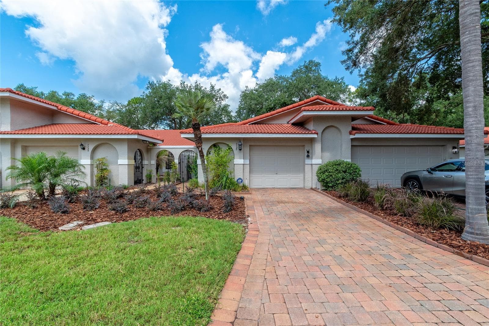 7720 CHAPELHILL DR