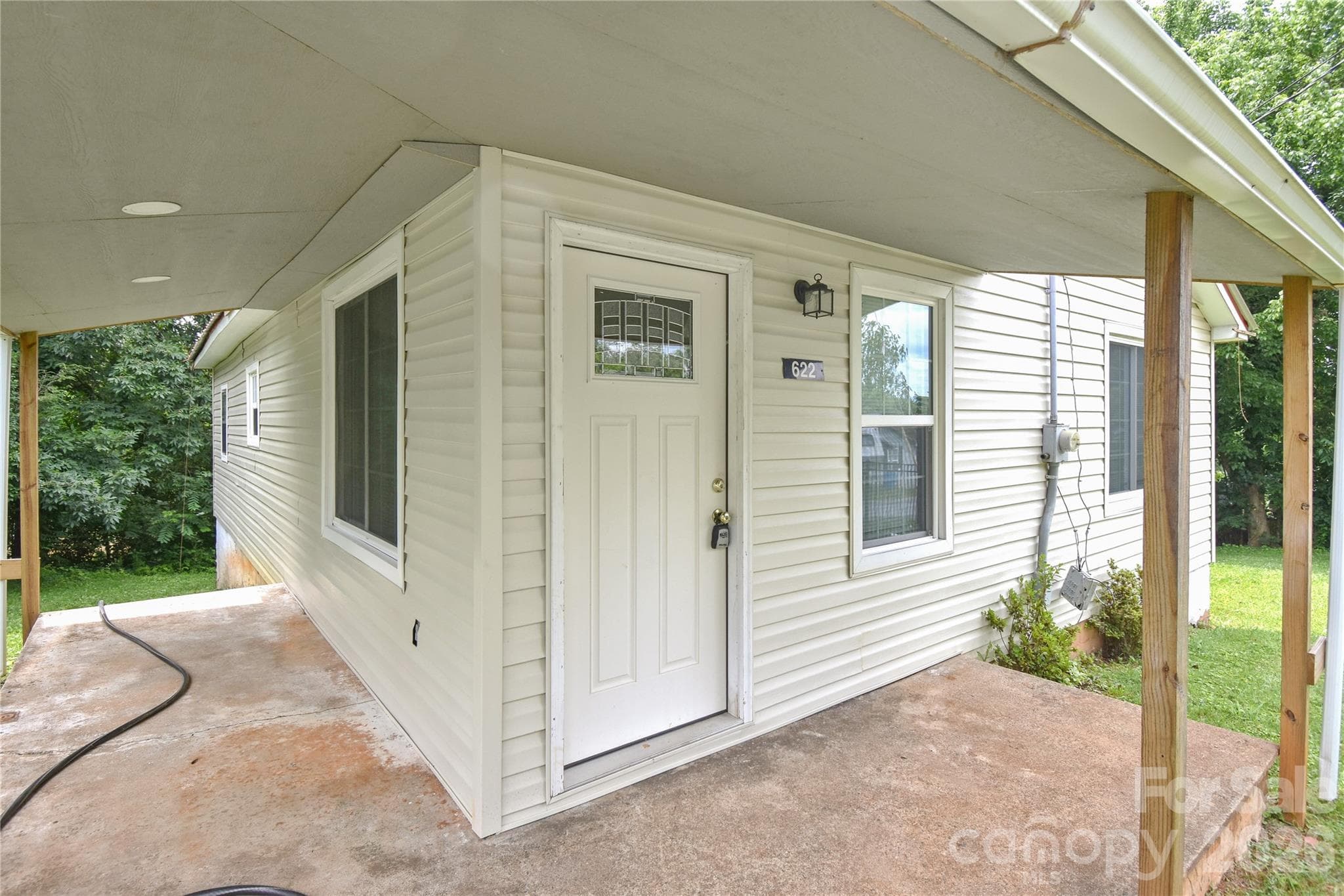 Single Family Residence at 622 Green Street Loop, Marion, photo 2 of 16