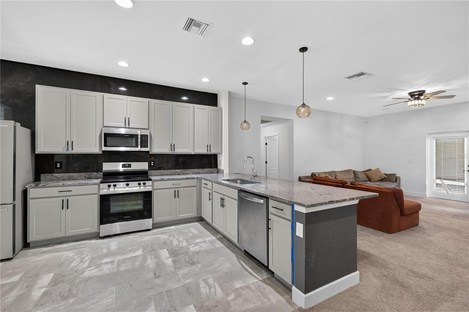 Single Family Residence at 5236 SUE DR, SEBRING, photo 17 of 41