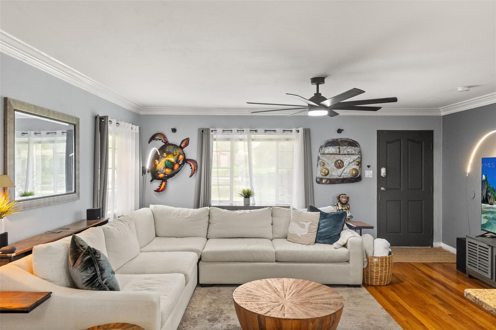 Single Family Residence at 920 ALICIA AVE, TAMPA, photo 17 of 45