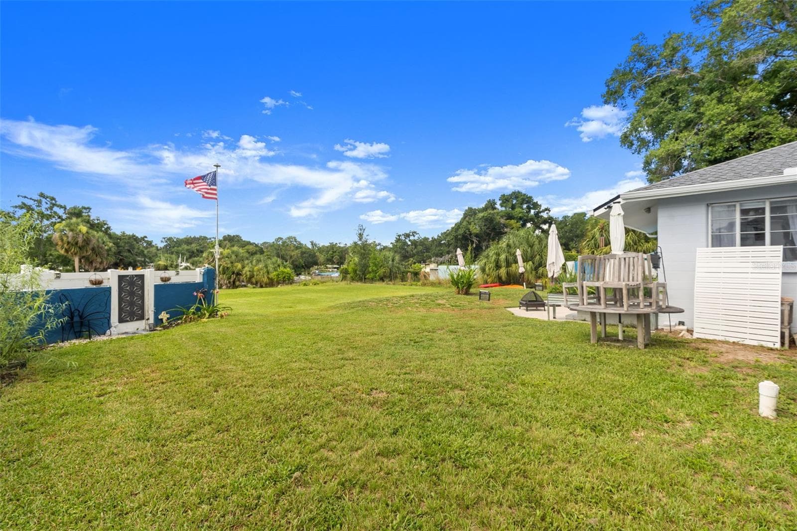 Single Family Residence at 920 ALICIA AVE, TAMPA, photo 30 of 45
