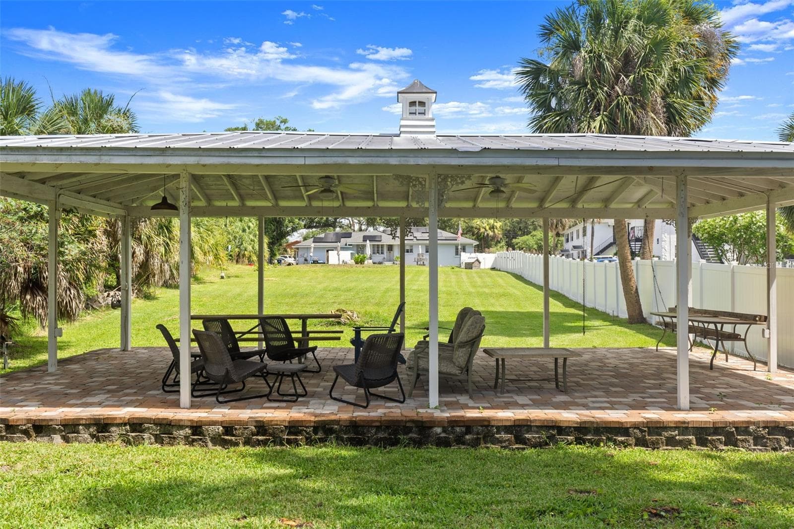 Single Family Residence at 920 ALICIA AVE, TAMPA, photo 34 of 45
