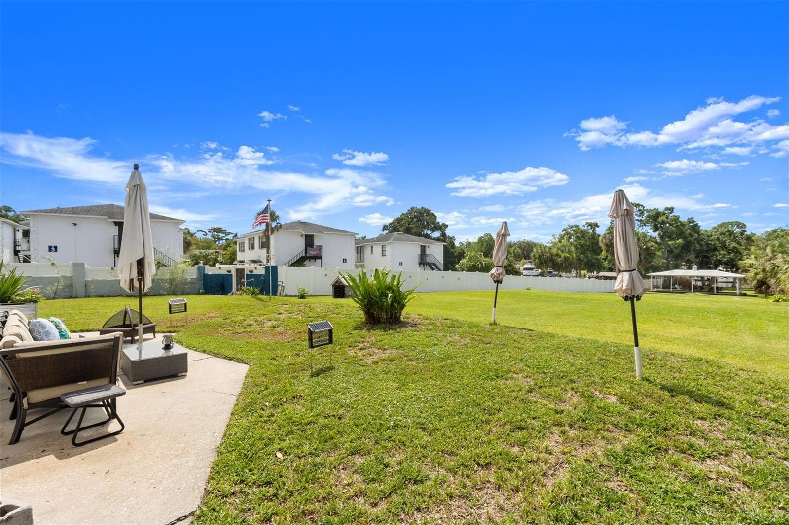 Single Family Residence at 920 ALICIA AVE, TAMPA, photo 37 of 45