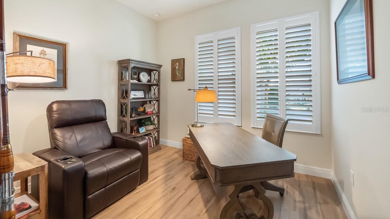 Office/Den - 4008 PINNACLE PLACE CT, LADY LAKE