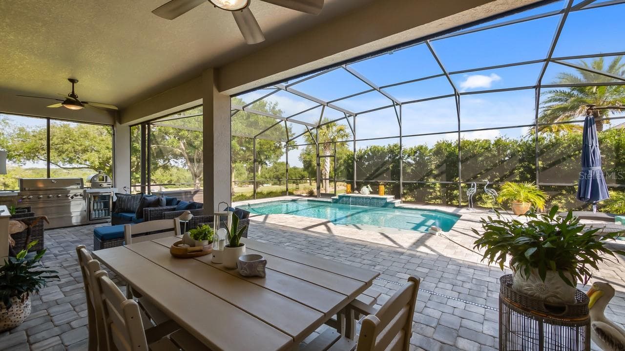 Covered Lanai - 4008 PINNACLE PLACE CT, LADY LAKE