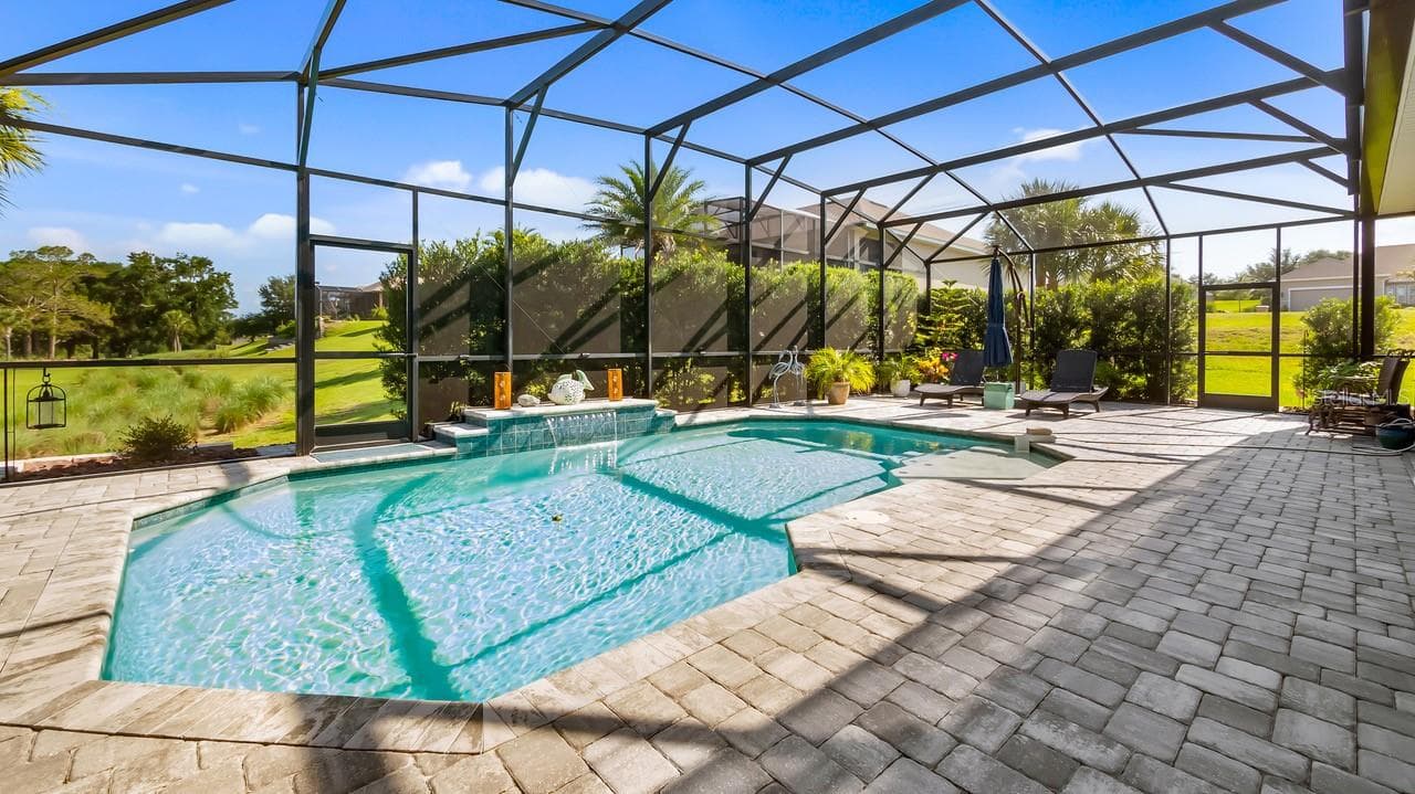 In-ground Heated Pool - 4008 PINNACLE PLACE CT, LADY LAKE