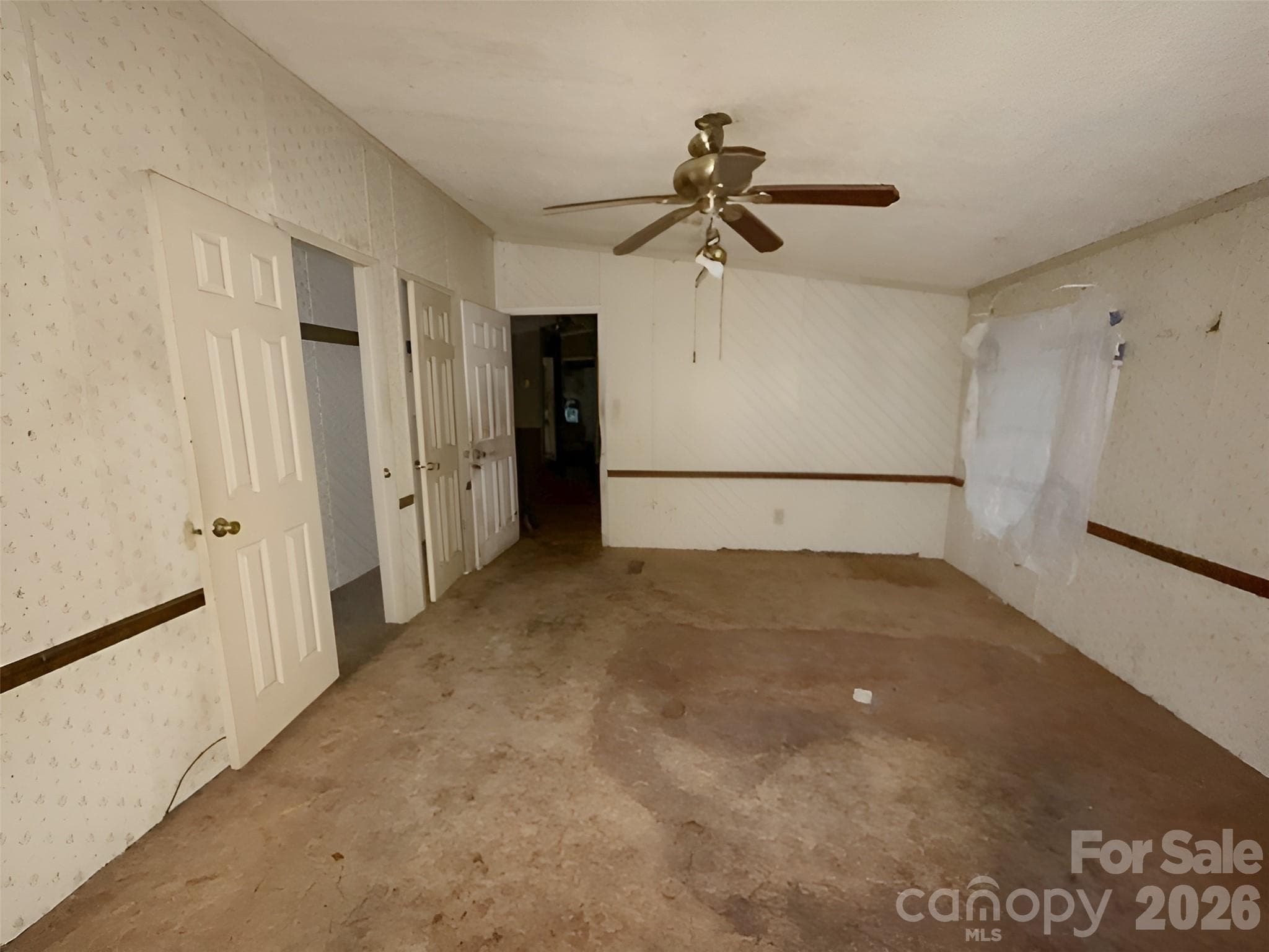 Single Family Residence at 120 Kings Forest Drive, Kings Mountain, photo 5 of 15
