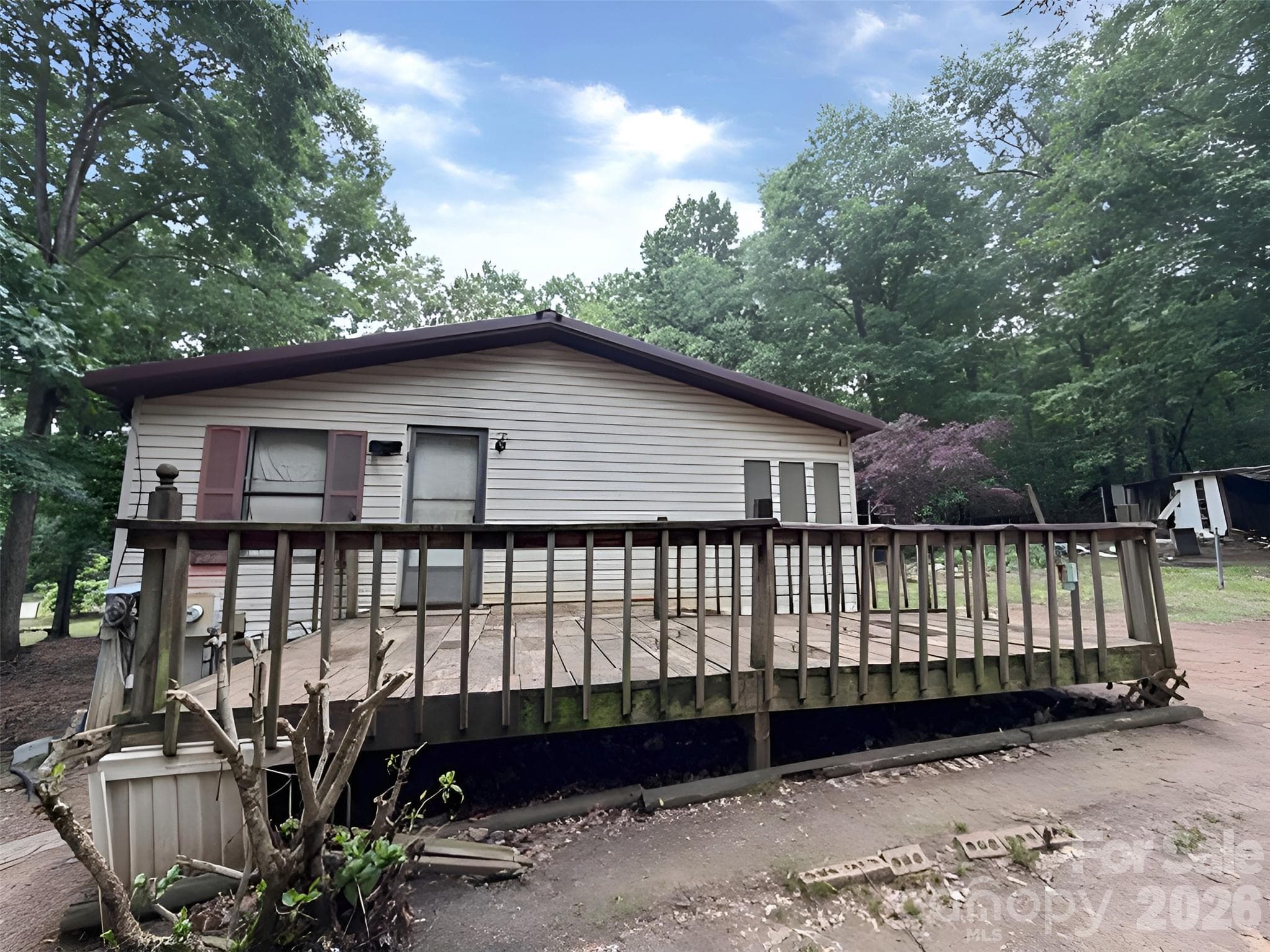 Single Family Residence at 120 Kings Forest Drive, Kings Mountain, photo 13 of 15