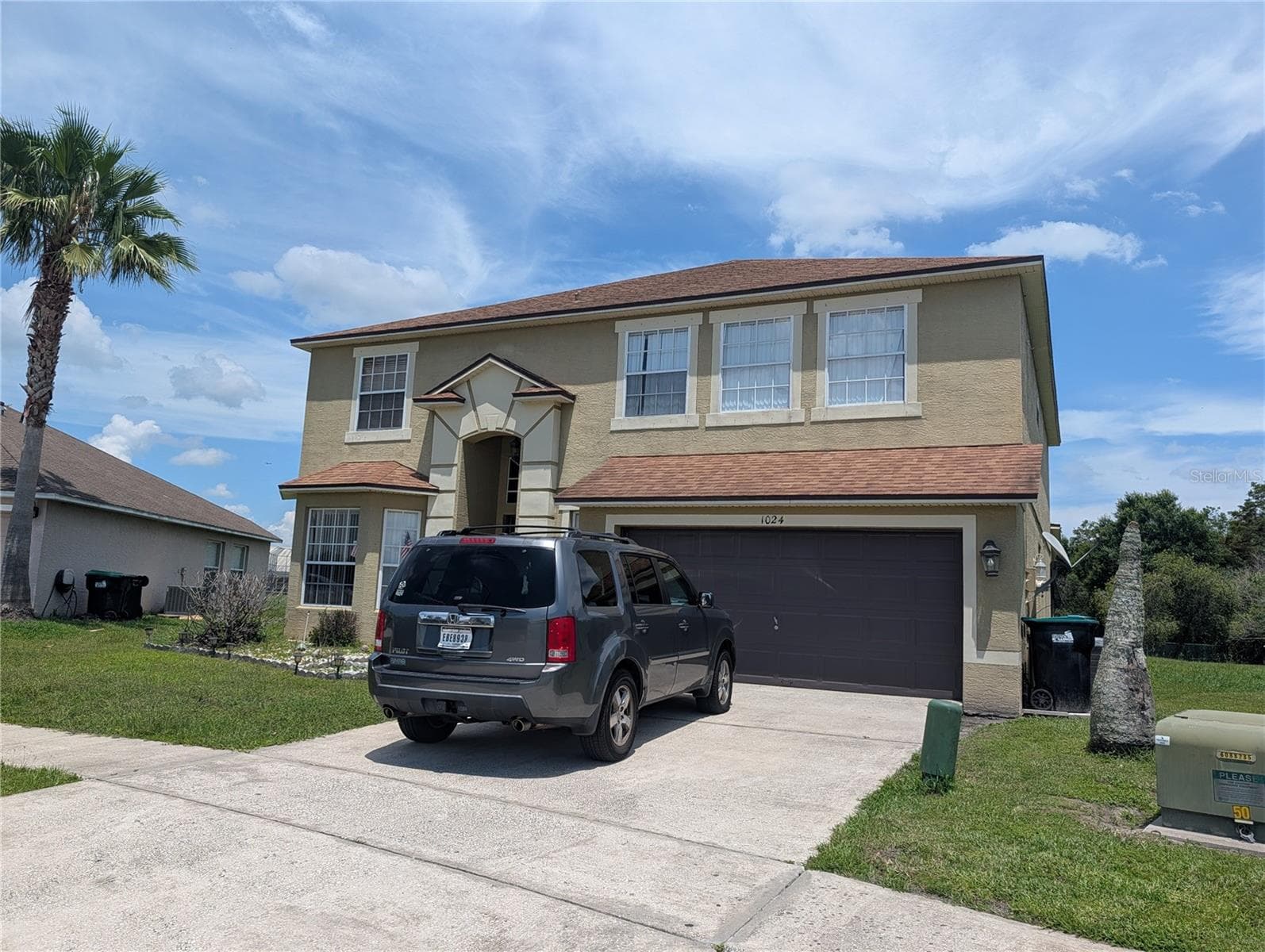 1024 ADELPHI LN