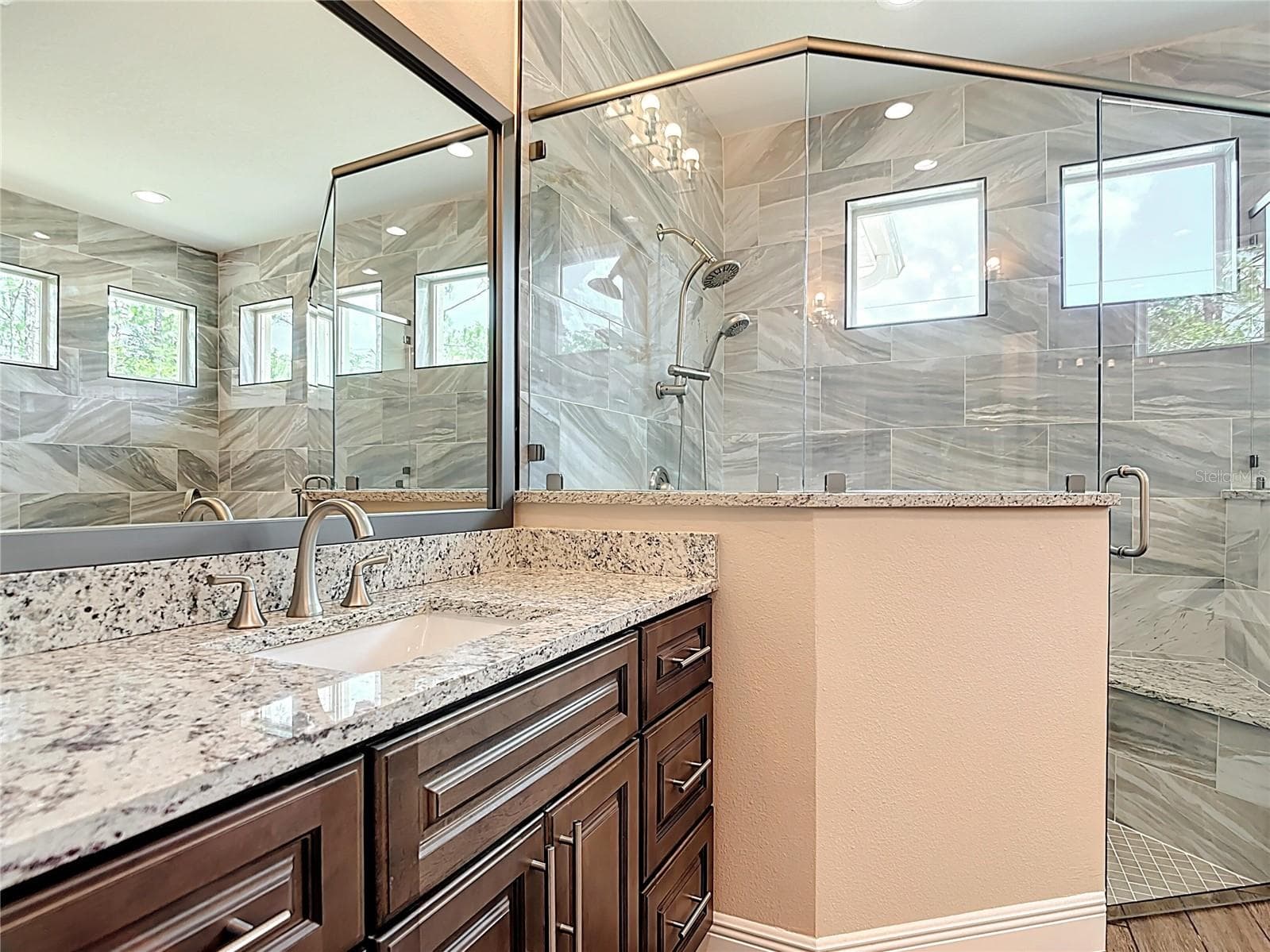Single Family Residence at 19041 MARDI GRAS ST, ORLANDO, photo 12 of 57